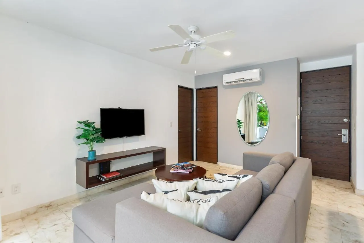 Anah Luxury Condos 普拉亚卡门